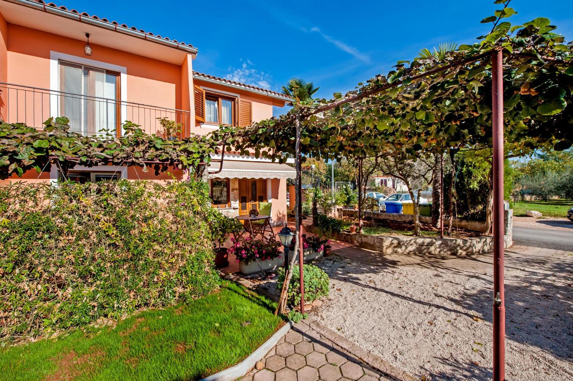 Appartement Josip 2304 *