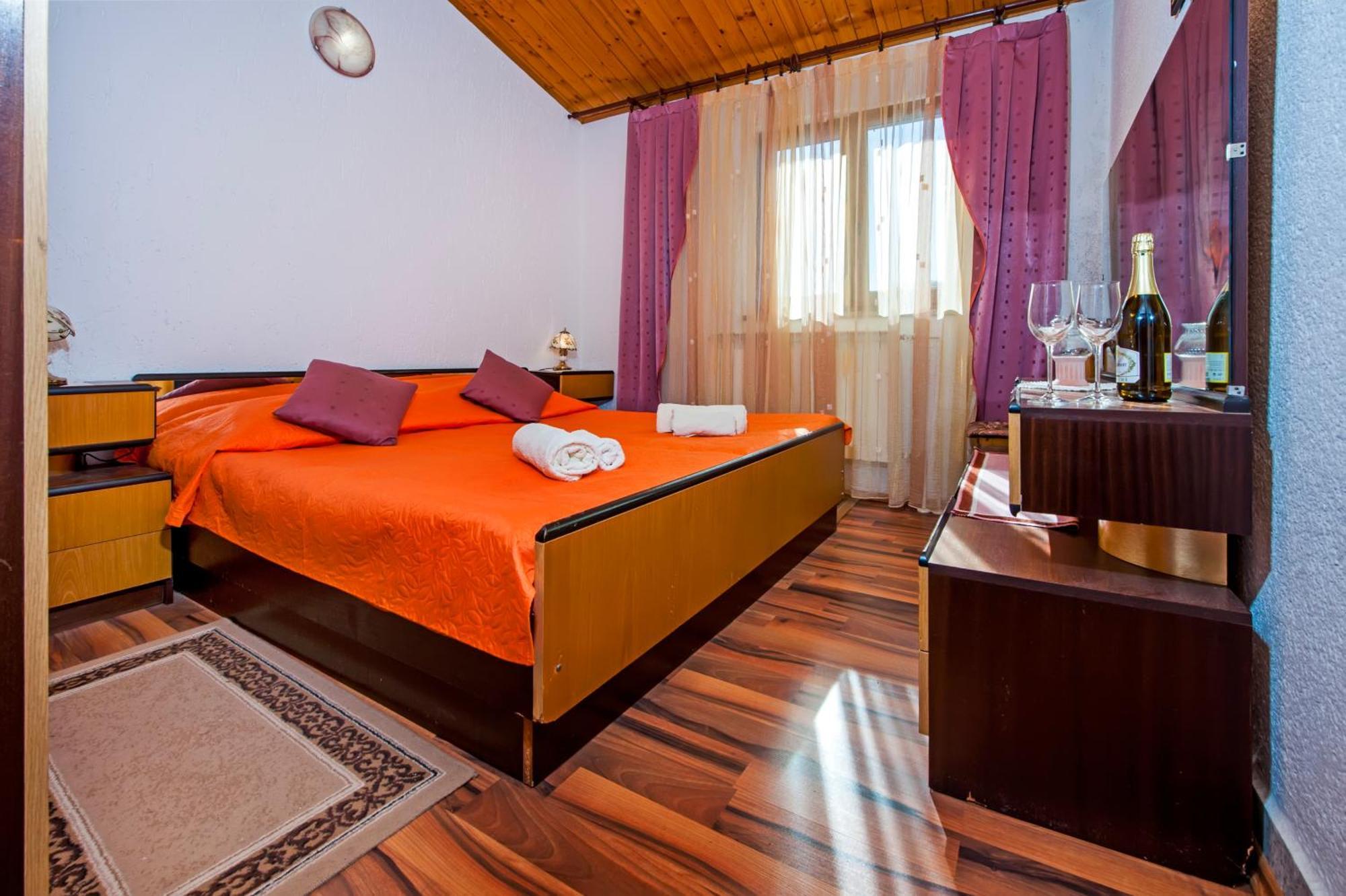Appartement Josip 2304 *